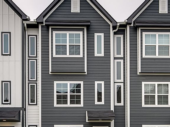 2nd image of 700 N Dupont Ave Lot 218-68