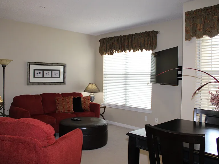 LaCrosse Apartments and Carriage Homes — Photo 28