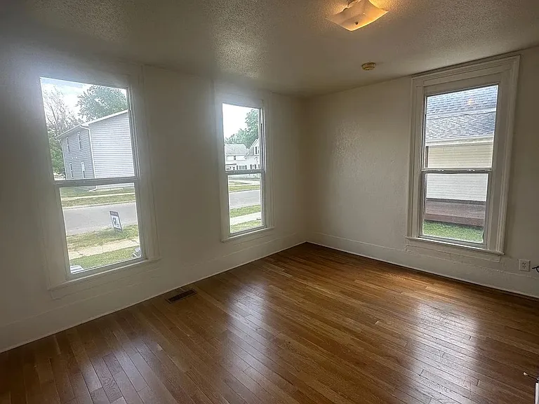 404 S Marion St — Photo 35