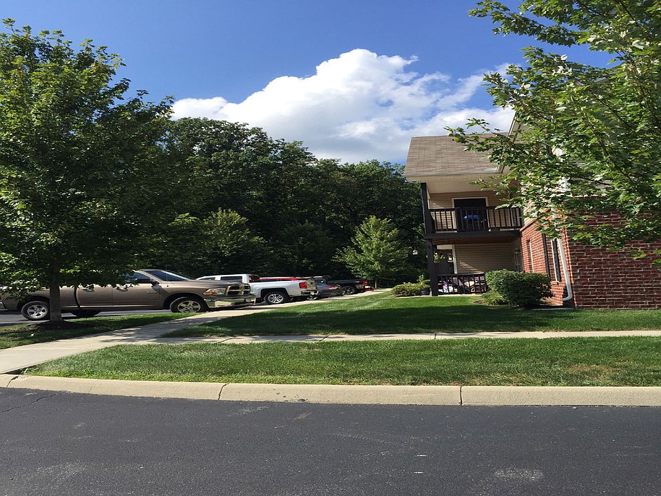 2nd image of 5917 Brayford Dr