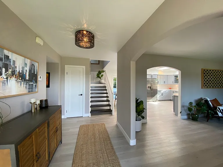 2415 Stevens Cir — Photo 5