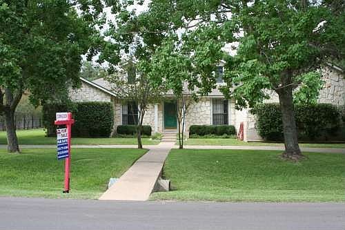 1st image of 202 Willet Dr