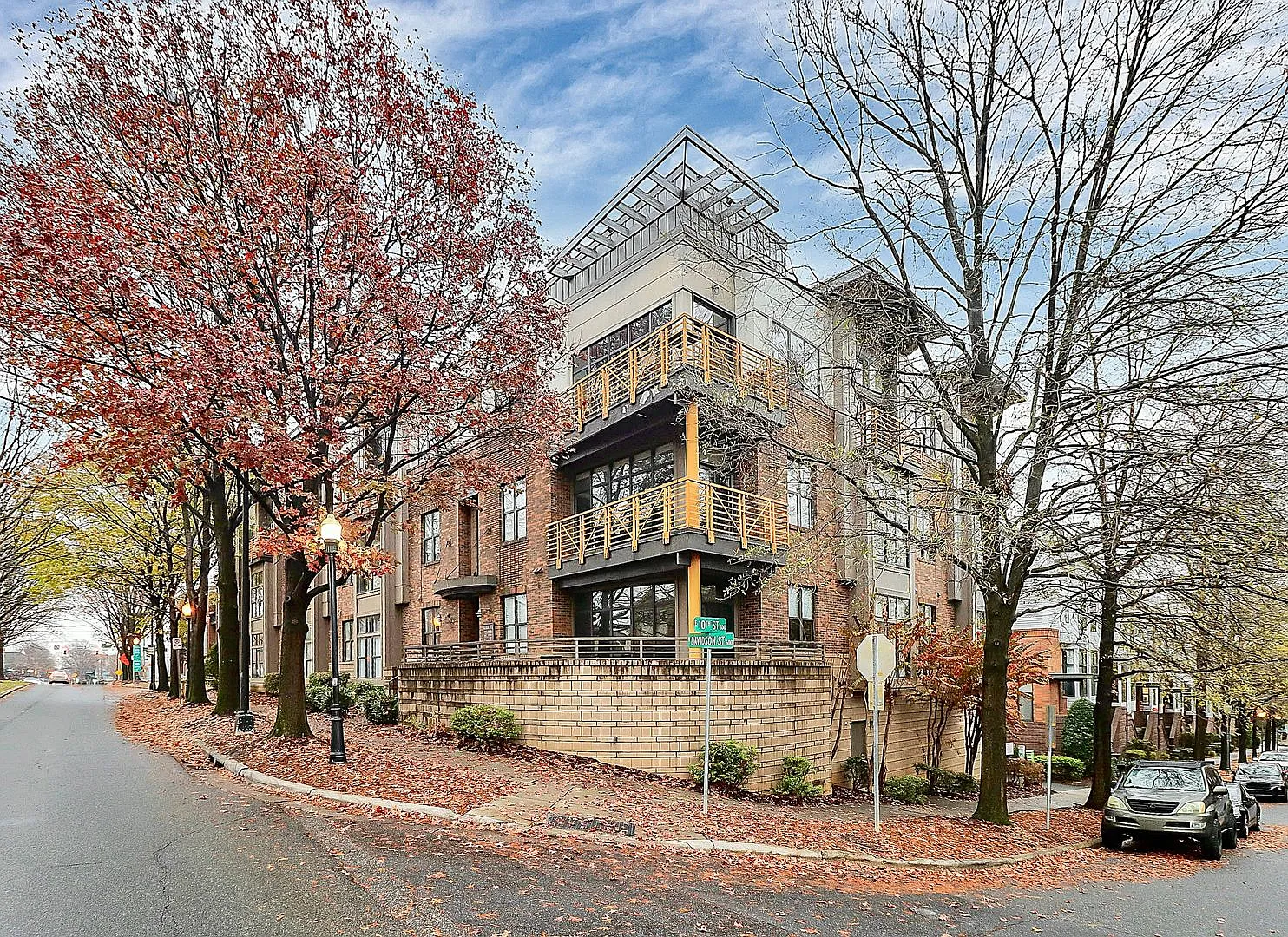 Uptown Living! — Photo 3