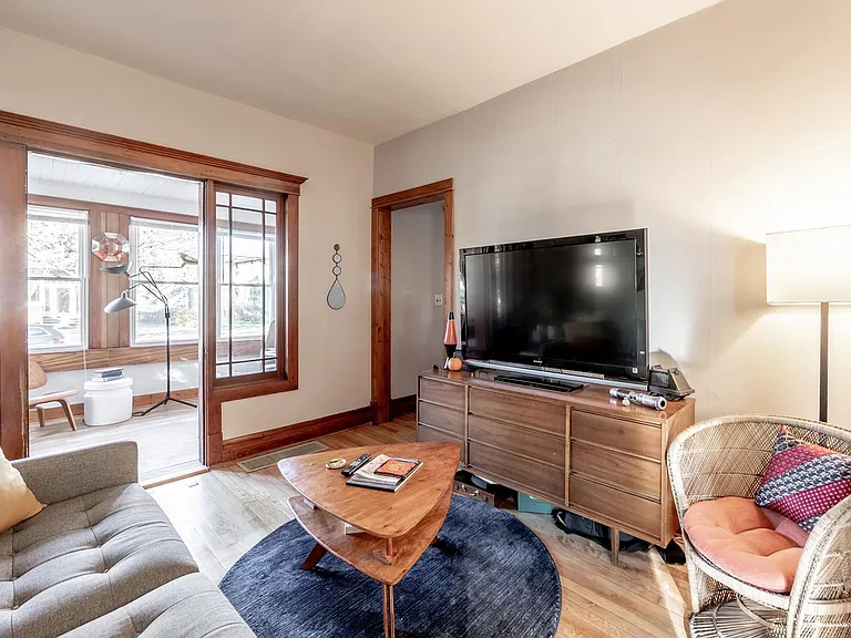 245 N Hale St #1 — Photo 17