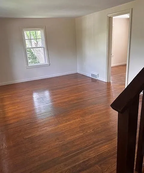 4 Preston Dr — Photo 5
