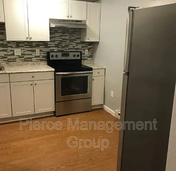 6 Old Chester Rd #7 — Photo 3
