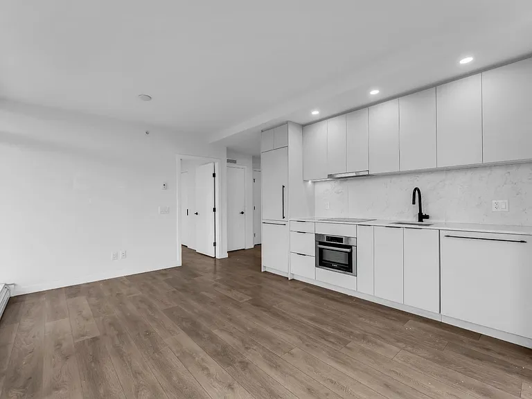 13685 102nd Ave #708 — Photo 15