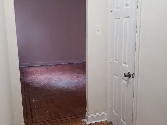 3rd image of 723 E 27th St #4Z