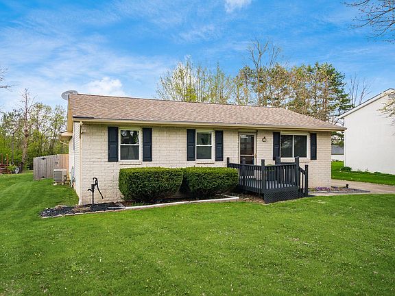 2nd image of 512 Surrey Ln
