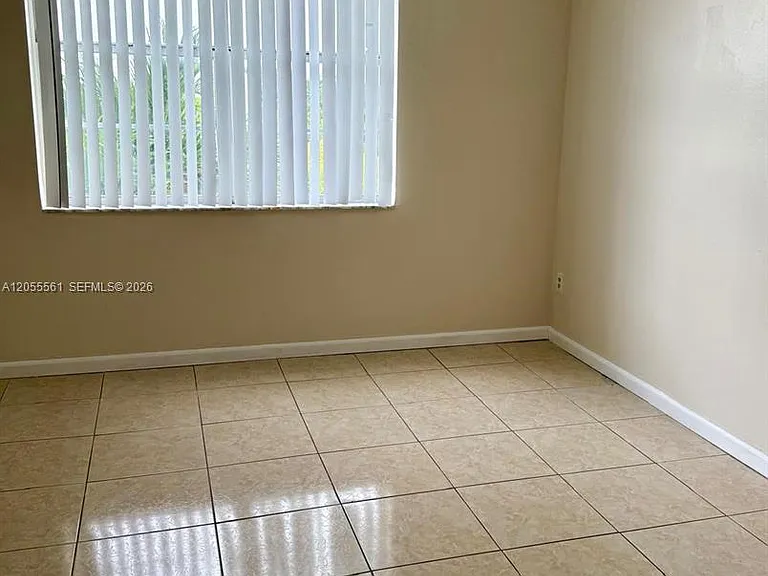 498 NW 165th Street Rd #D405 — Photo 7