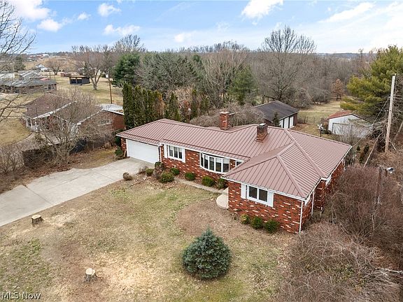 2nd image of 70828 Crescent Rd