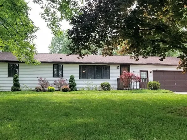 8142 Maple Rd, Akron, NY 14001