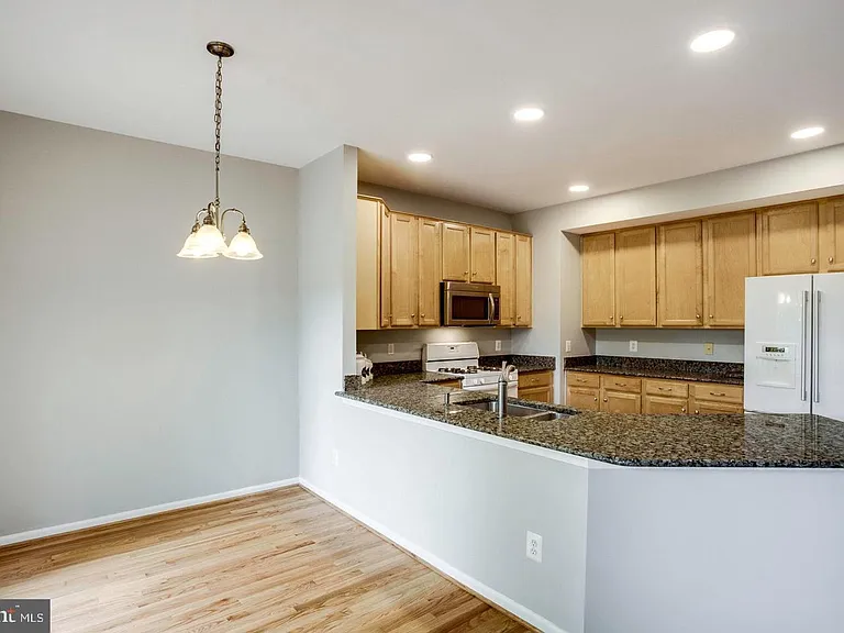 12476 Casbeer Dr — Photo 11