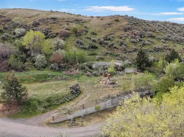 4785A River Rd, Buhl, ID 83316
