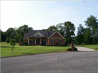 House sits on 1.29 acres