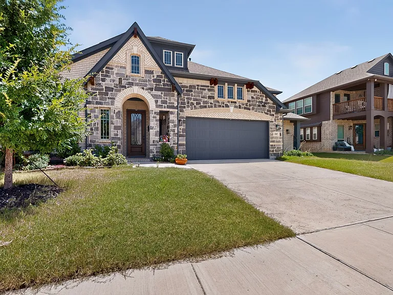 2905 Emerald Trace Dr — Photo 24
