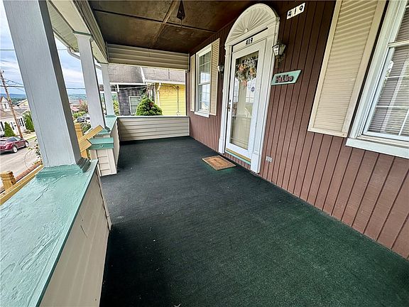 2nd image of 419 Oakland Ave