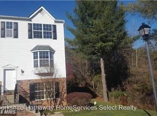519 Westminster Ln, Stafford, VA 22556
