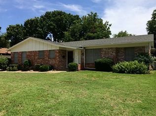 2013 Arthur Dr, Edgecliff Village, TX 76134