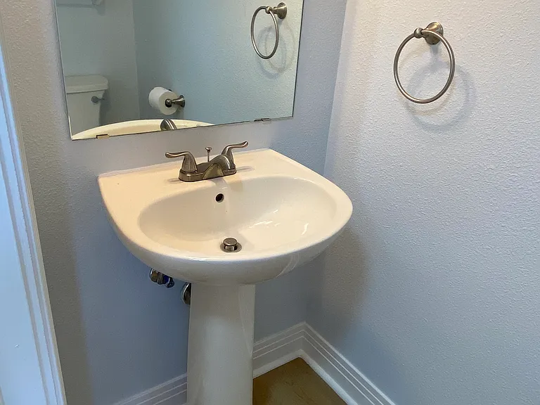 4800 Osage Dr #5 — Photo 10