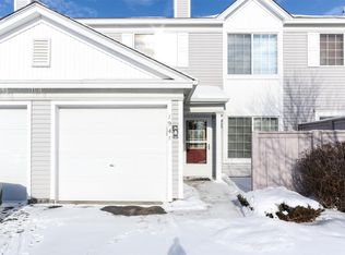 1941 Jan Echo Trl, Eagan, MN 55122