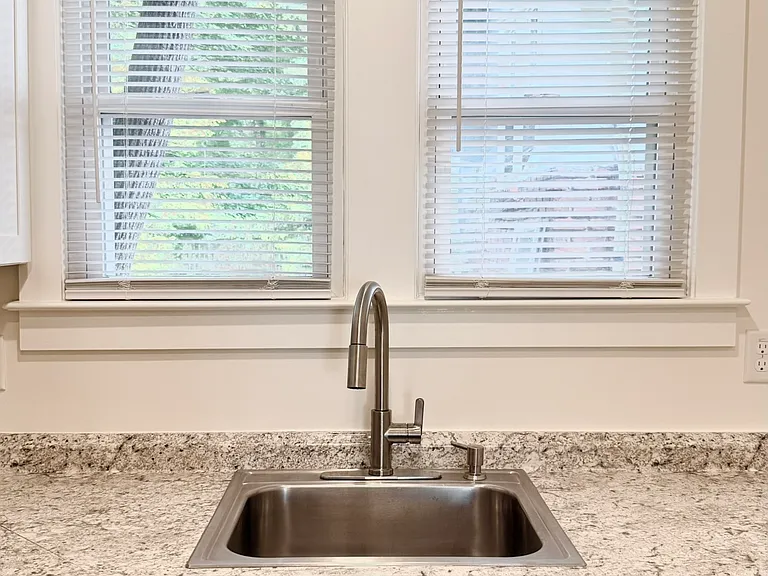 41 Furman Ave #5 — Photo 57