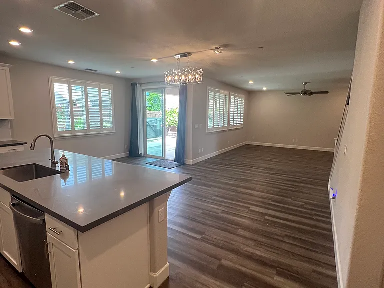 3073 Brandenburber Dr — Photo 9