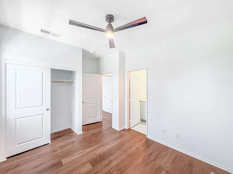 2376 Veil Gln — Photo 10