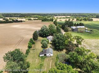 3355 E Braden Rd, Perry, MI 48872
