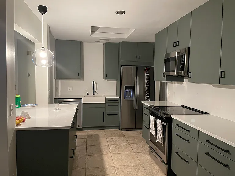 211 Magnolia St — Photo 2