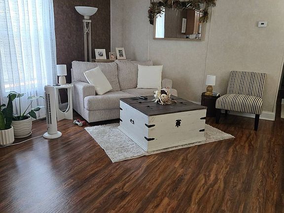2nd image of 307 White Oak Dr #307WHI