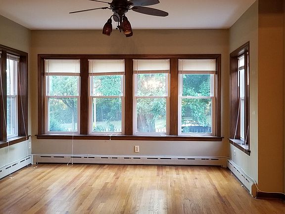 2nd image of 4429 N Kenton Ave #1