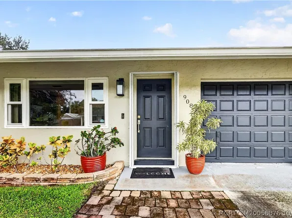908 SW 36th Ter, Palm City, FL 34990