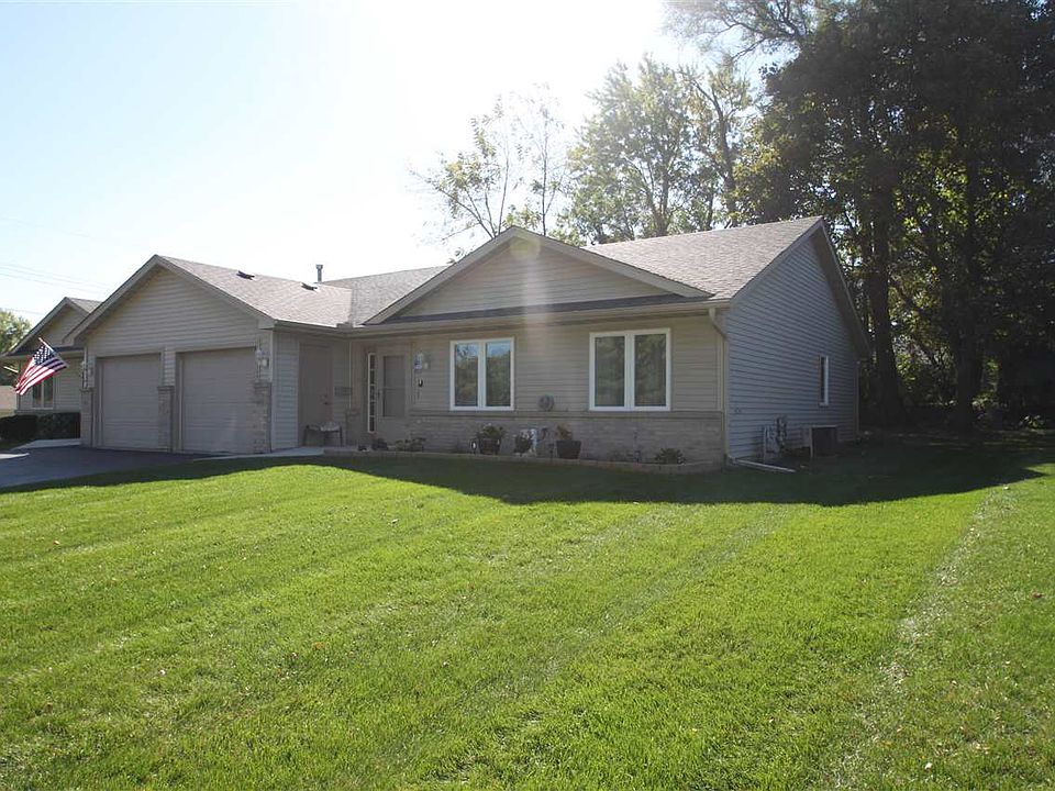 1st image of 4533 Erickson Dr