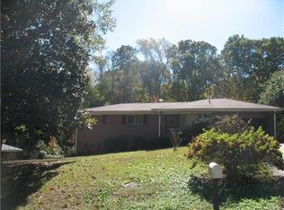 1657 Debbie Dr SW, Mableton, GA 30126