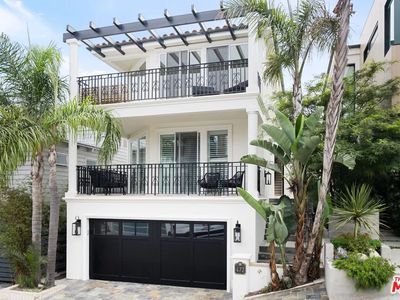 472 29th St, Manhattan Beach, CA, 90266