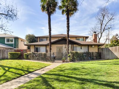 831 Cathedral Ct, Sacramento, CA, 95825