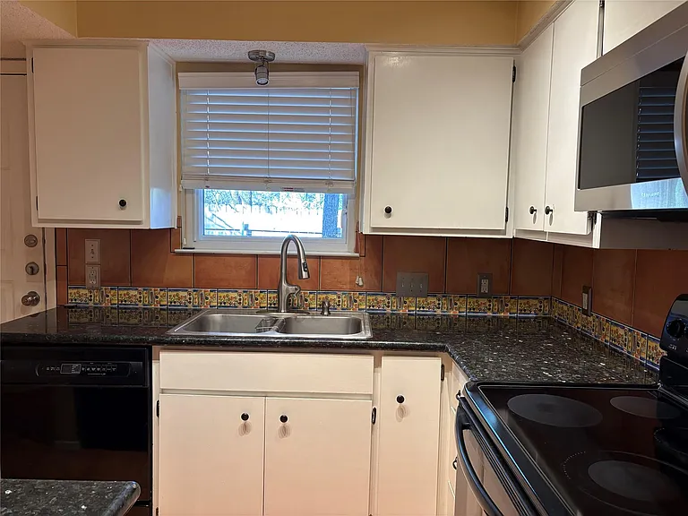 9226 Jollyville Rd #144 — Photo 8
