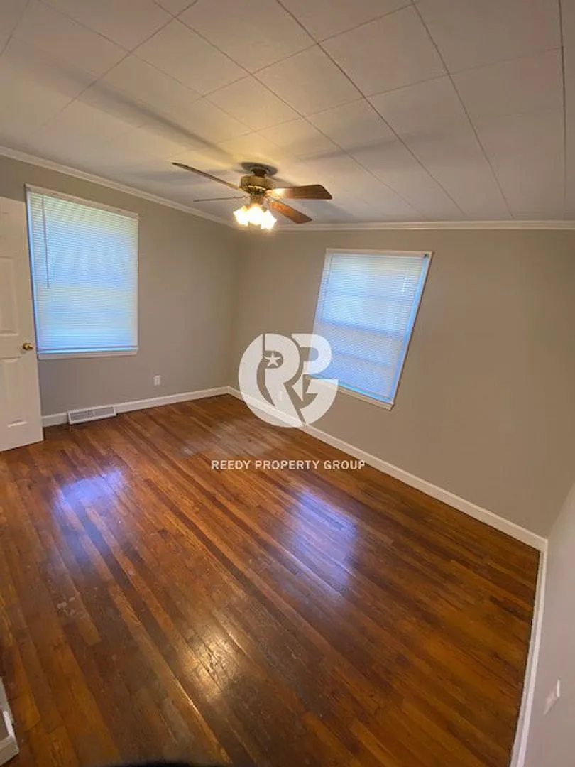 3 Bedroom with bonus Ranch style home minutes from Downtown Greer! — Photo 4