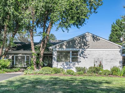 100 Little Silver Parkway, Little Silver, NJ, 07739