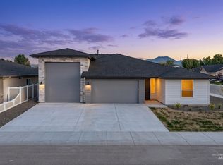 2596 E Jonagold Ct, Emmett, ID 83617