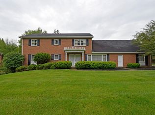 305 Cherrywood Dr, Fort Mitchell, KY 41011