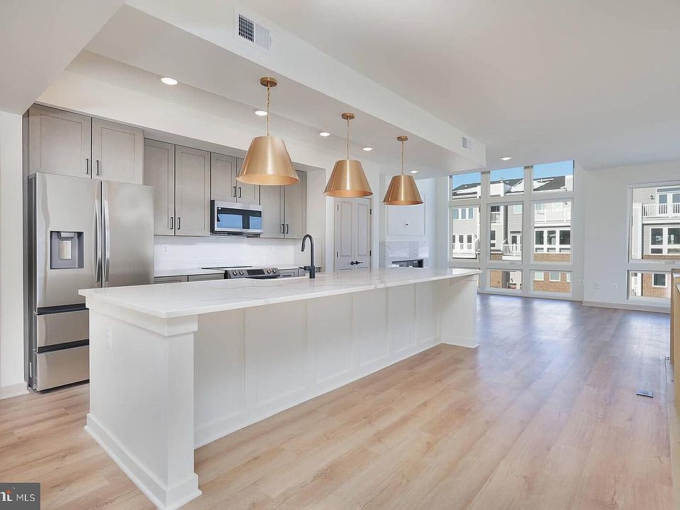 1st image of 710 Iron Forge Rd Unit D