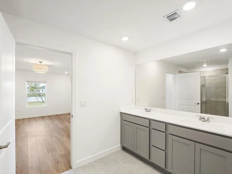 6362 NW Windwood Way — Photo 17