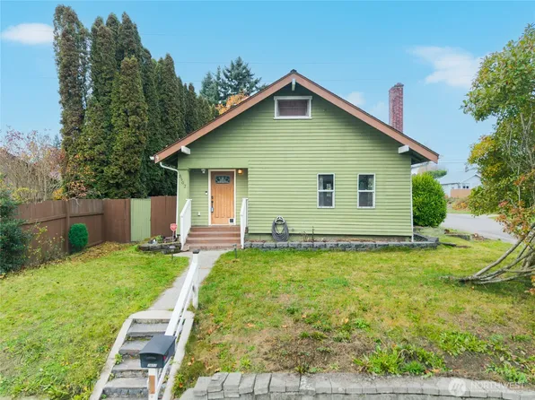3602 S Cushman Avenue, Tacoma, WA 98418