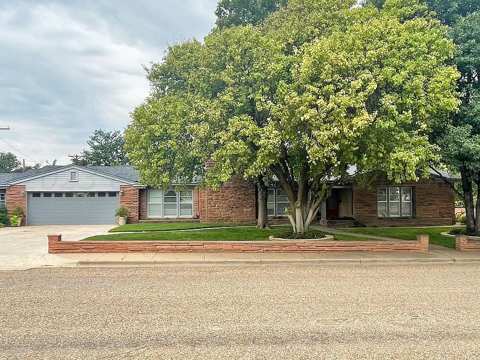 100 SW 7th St, Dimmitt, TX 79027 MLS 24117 Zillow