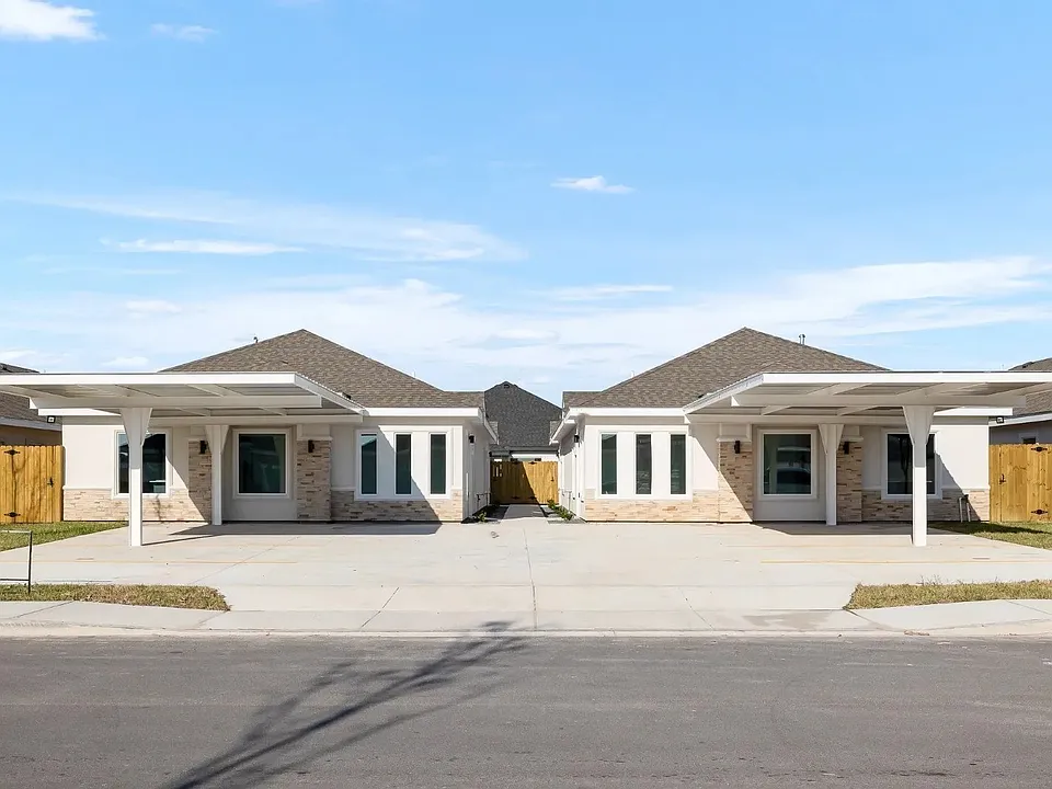 823 N Woodson Ave #4