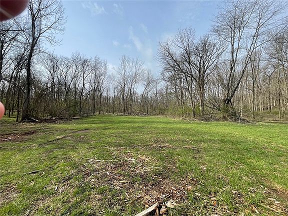 2nd image of 16 Kickapoo Pl