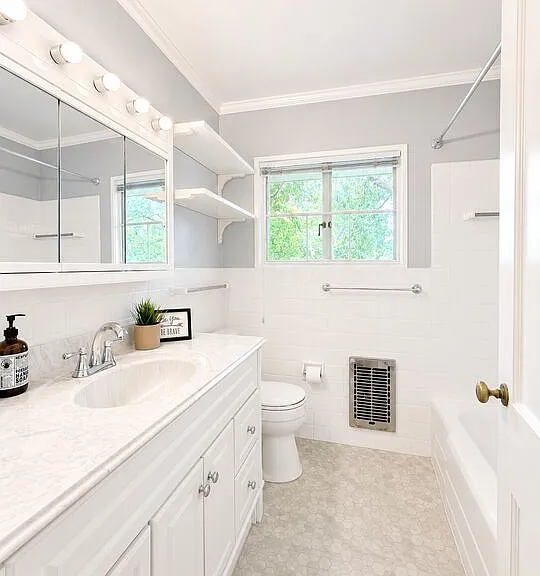 5370 1/2 Village Grn — Photo 9
