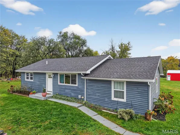 24126 Kelling Ln, Pendleton, MO 63383